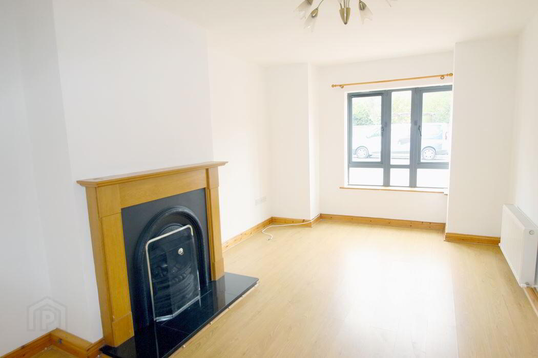 33 Colliers Brook 3 of 15