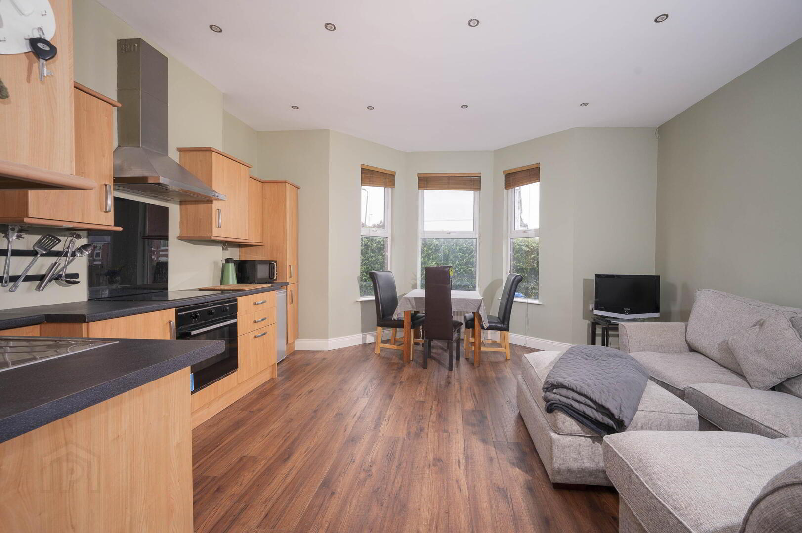 46 Old Cavehill Road 2 of 16