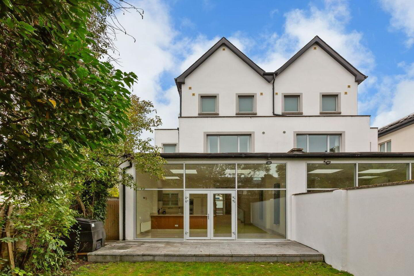Laragh, 2 Glenart Avenue 18 of 19