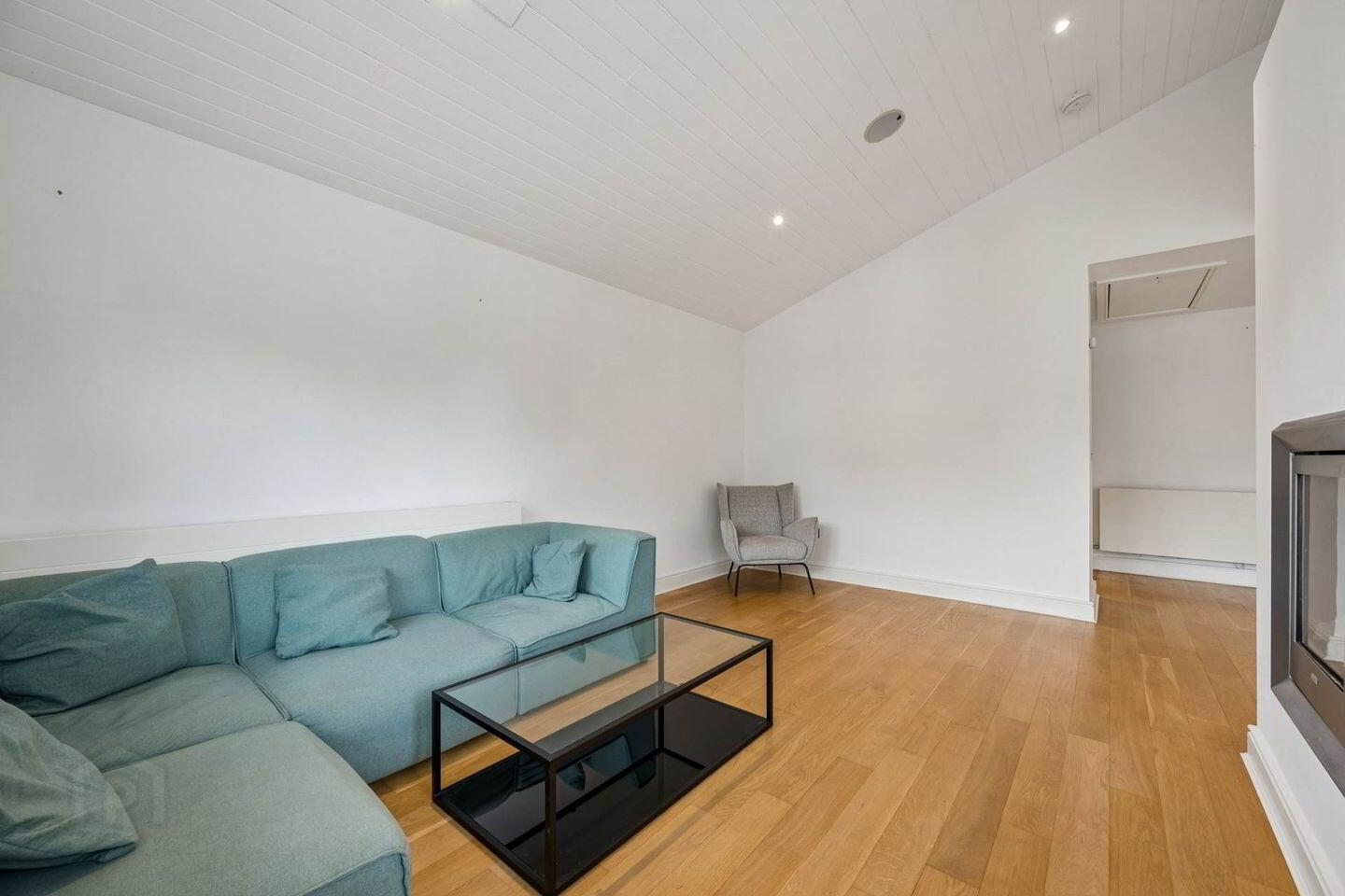 Apartment 15 The Casino Dublin Road 3 of 16