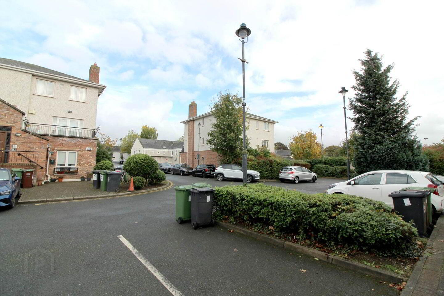 7 Gandon Mews 16 of 17