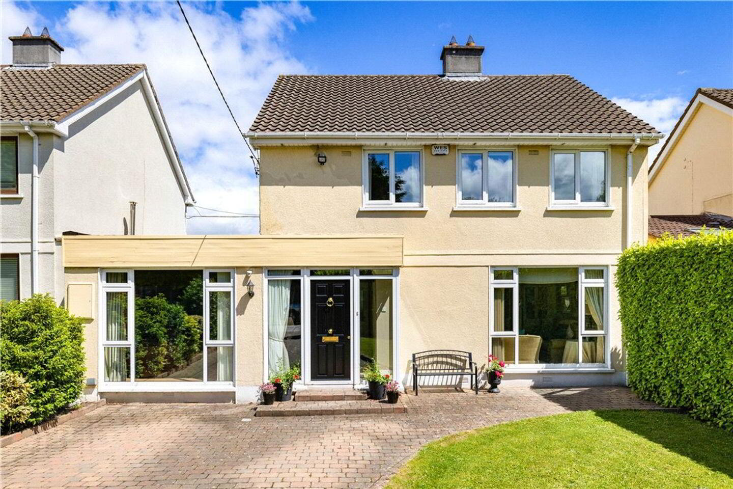 3 New Grange Road 2 of 33