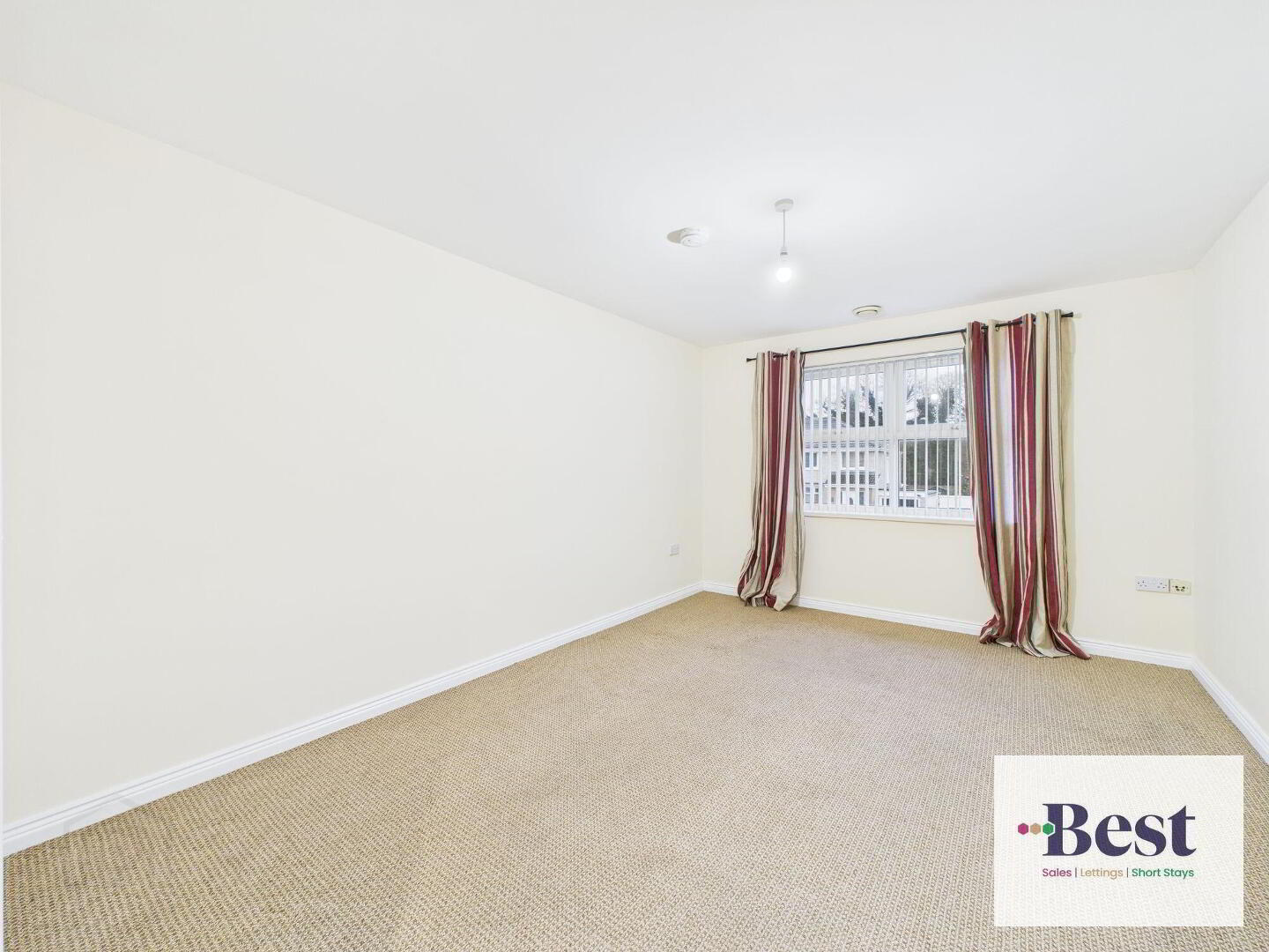 Apartment 7 96-98 Glenarm Road 9 of 9