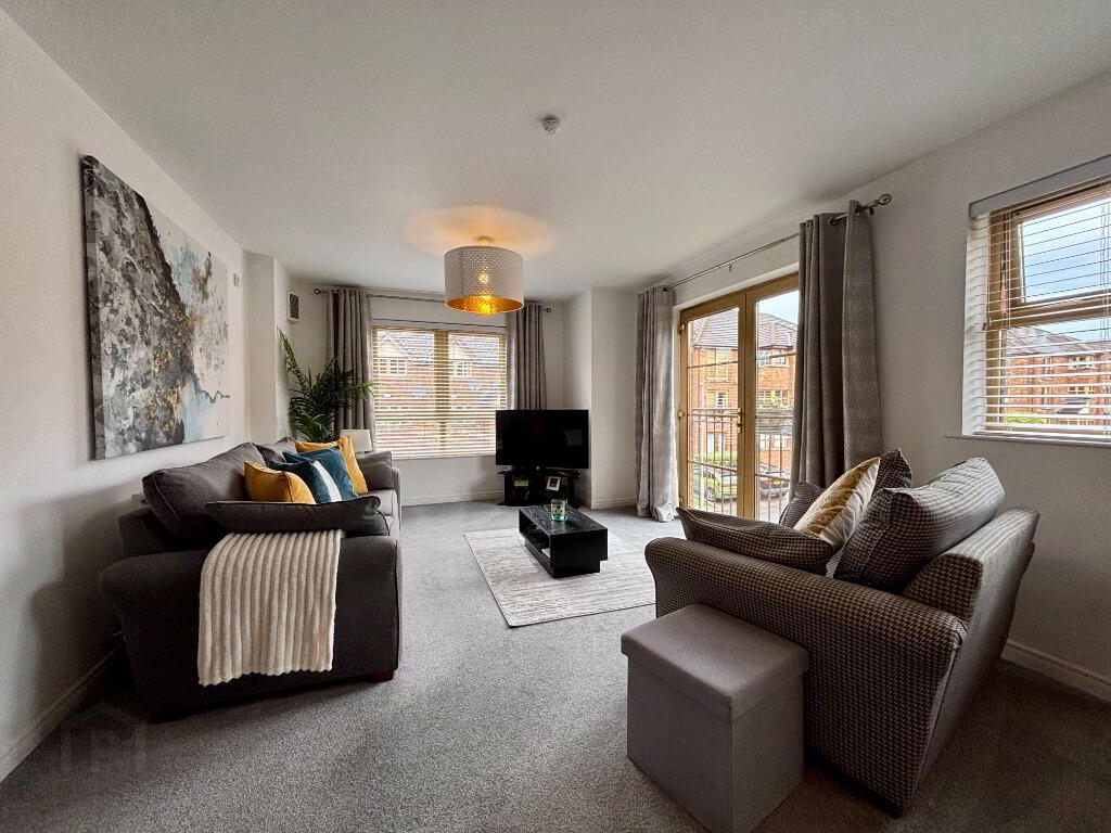 19 Forestgrove 2 of 14