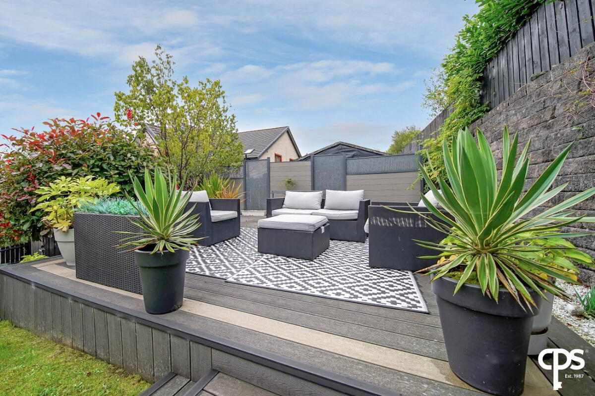 45 Victoria Gate 43 of 44
