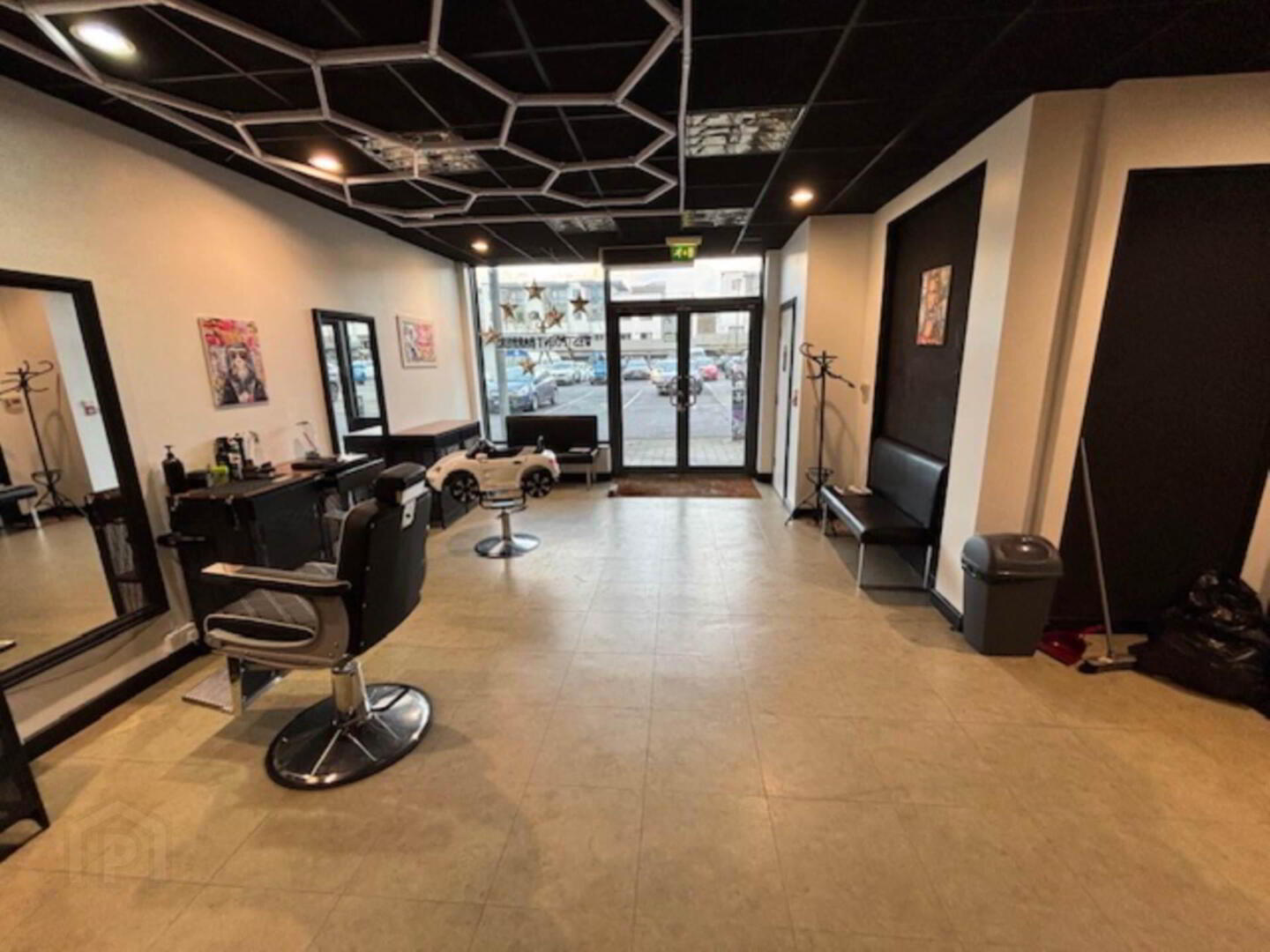 Unit 5a, Westpoint Shopping Centre 3 of 5
