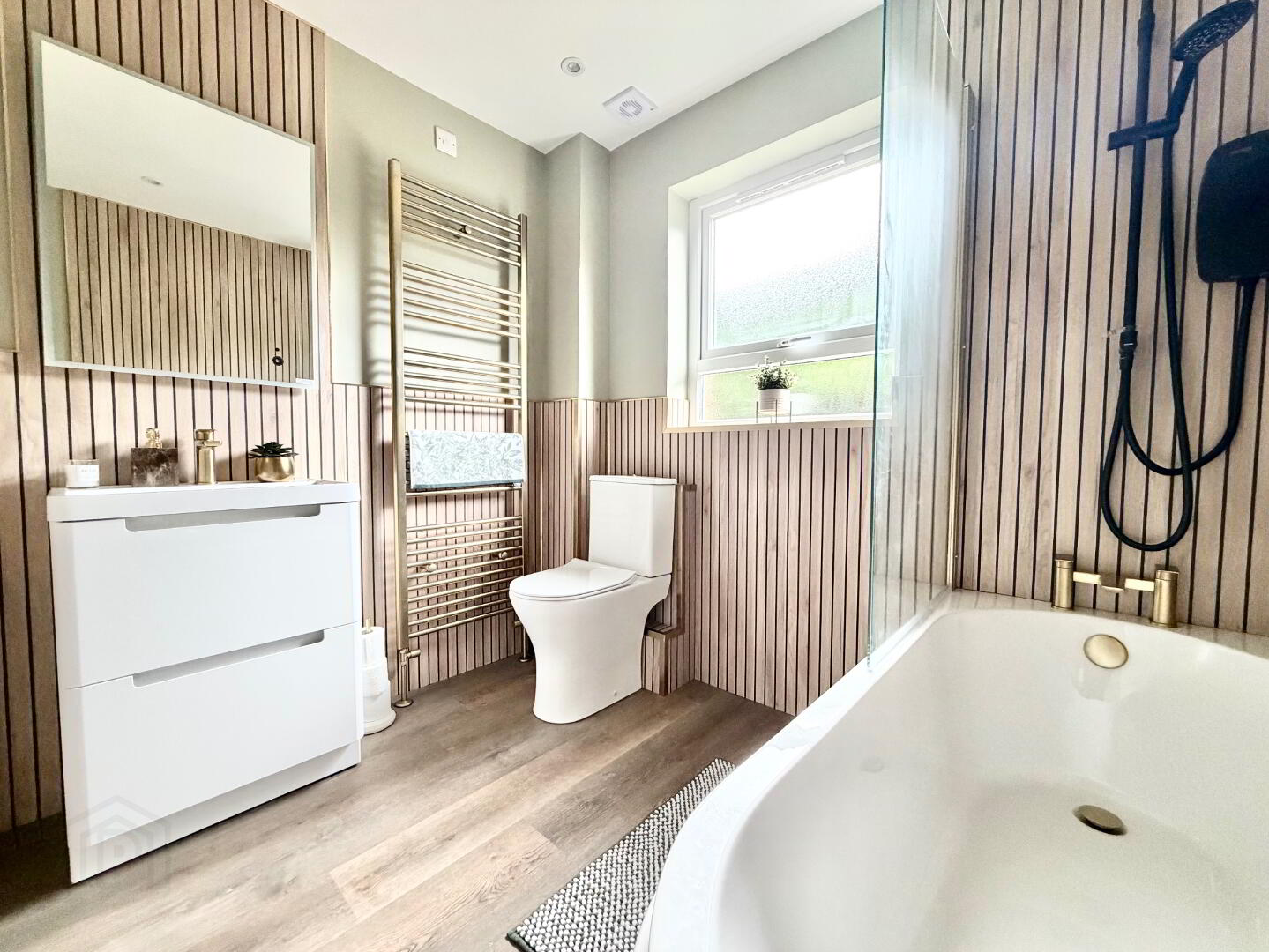 18 Bracken Close 3 of 18