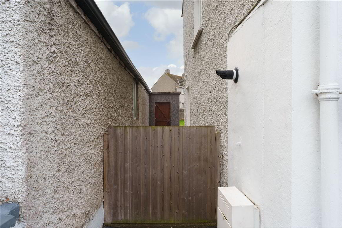 22 Pacelli Road 2 of 14