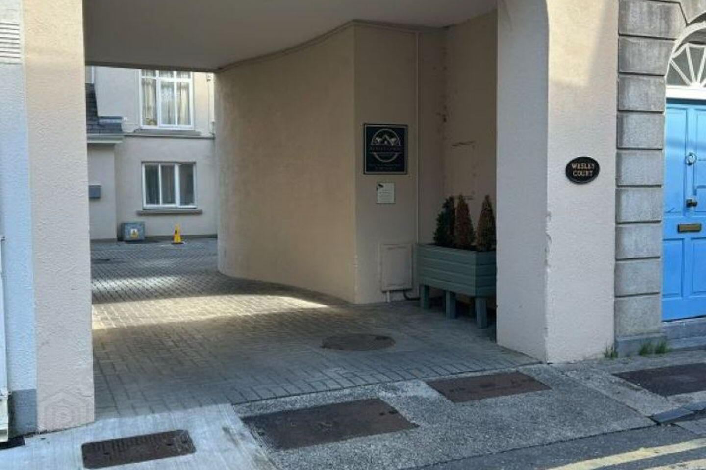 Apartment 6 Wesley Court 17 of 18