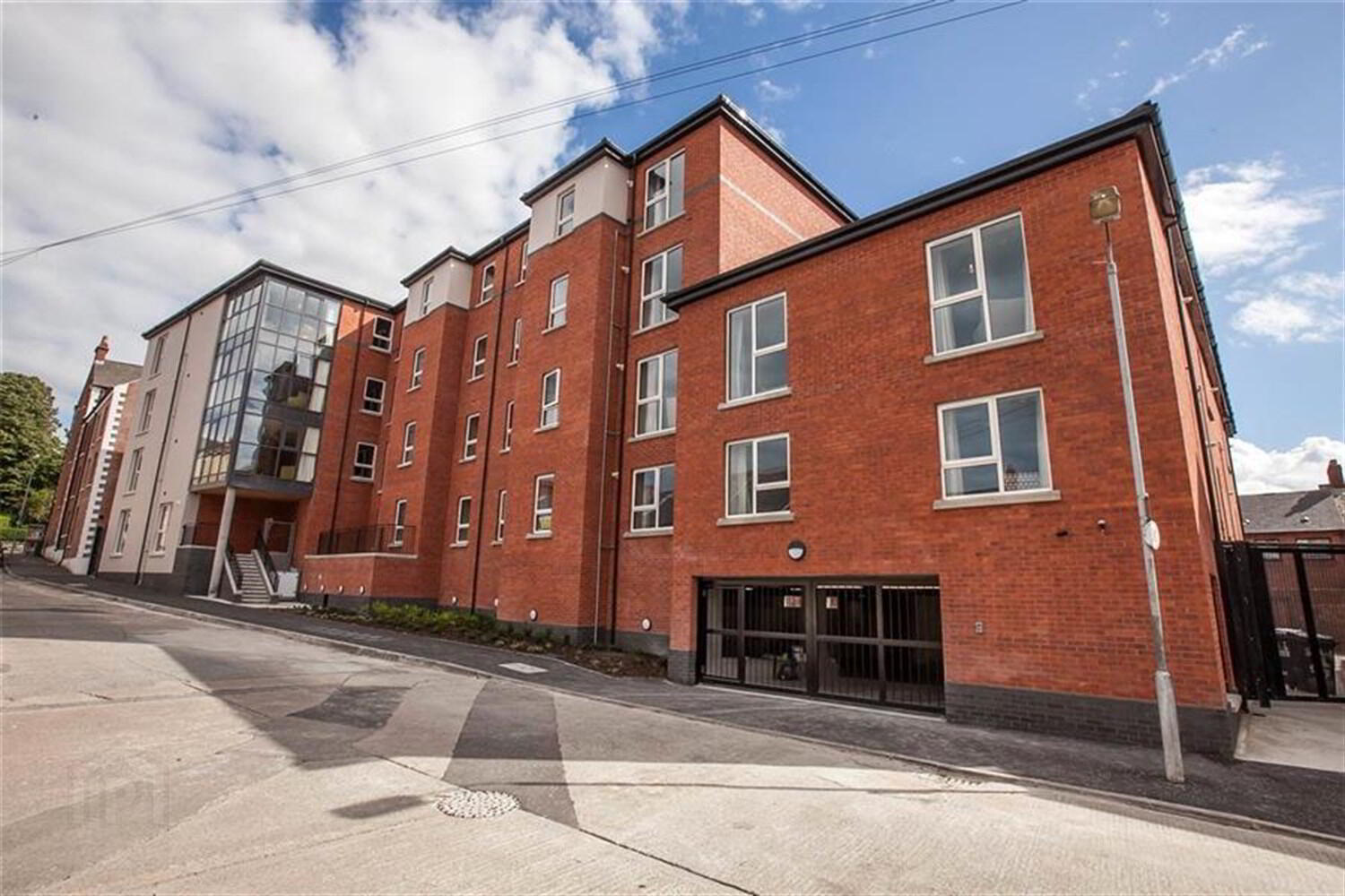 Apt 12, 2 Windsor Road 1 of 15