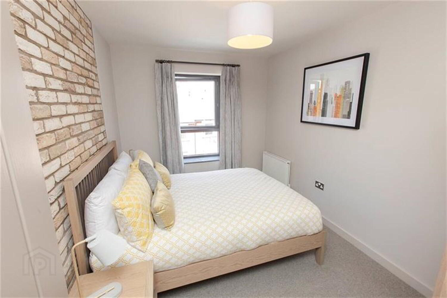 Apt 12, 2 Windsor Road 3 of 15