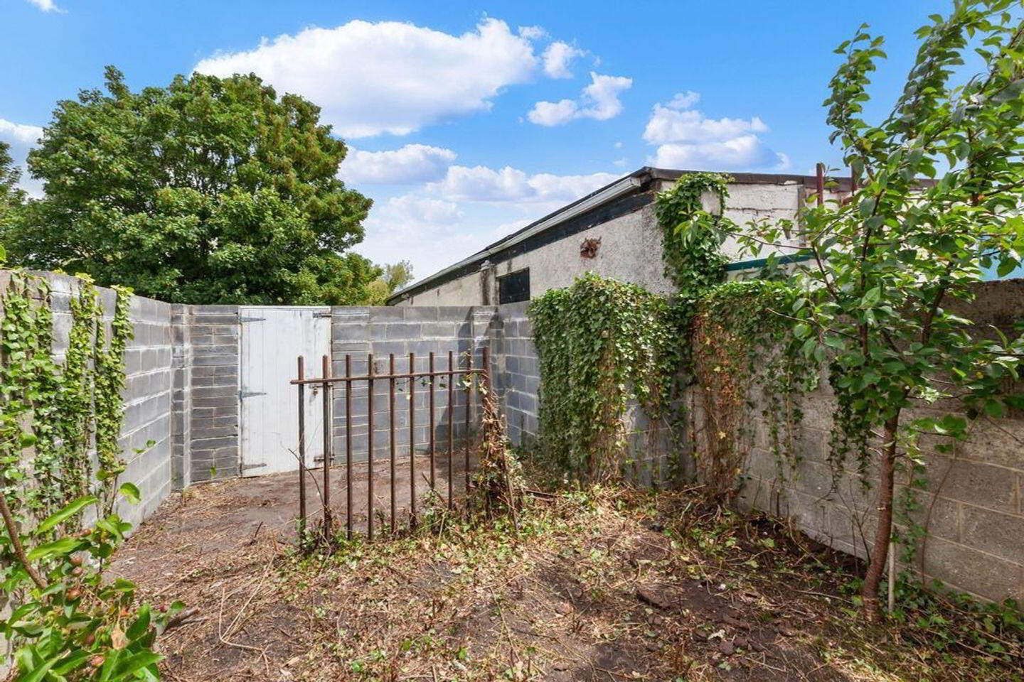 4 Tolka Road 9 of 10