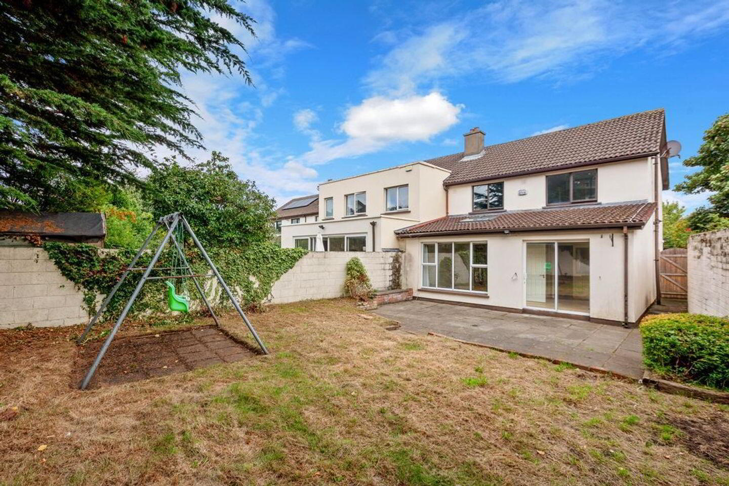 13 Stradbrook Grove 17 of 18