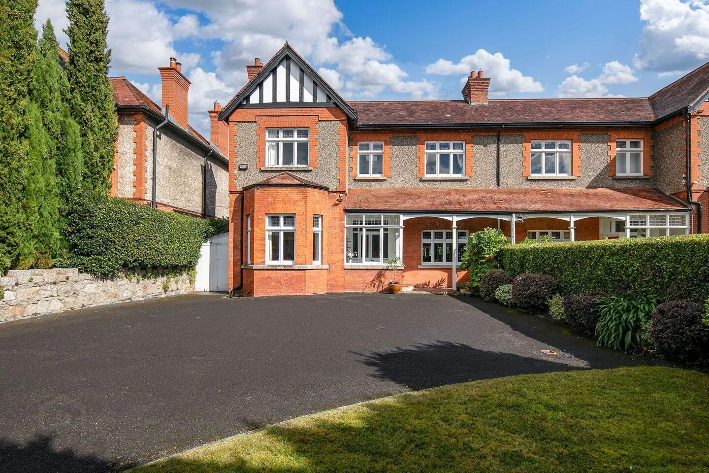 22 Zion Road 2 of 34