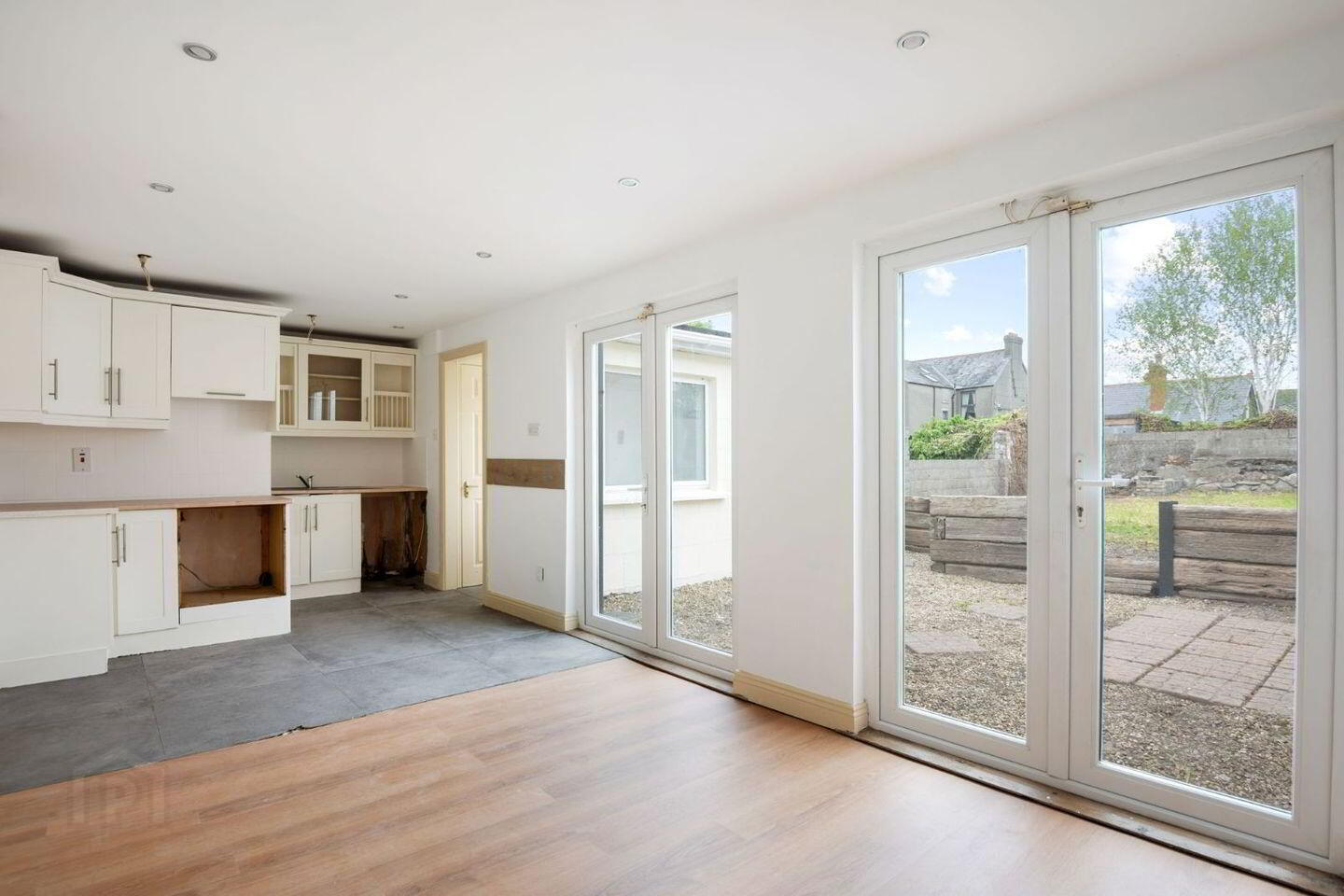 5 Elm Park Terrace 3 of 18