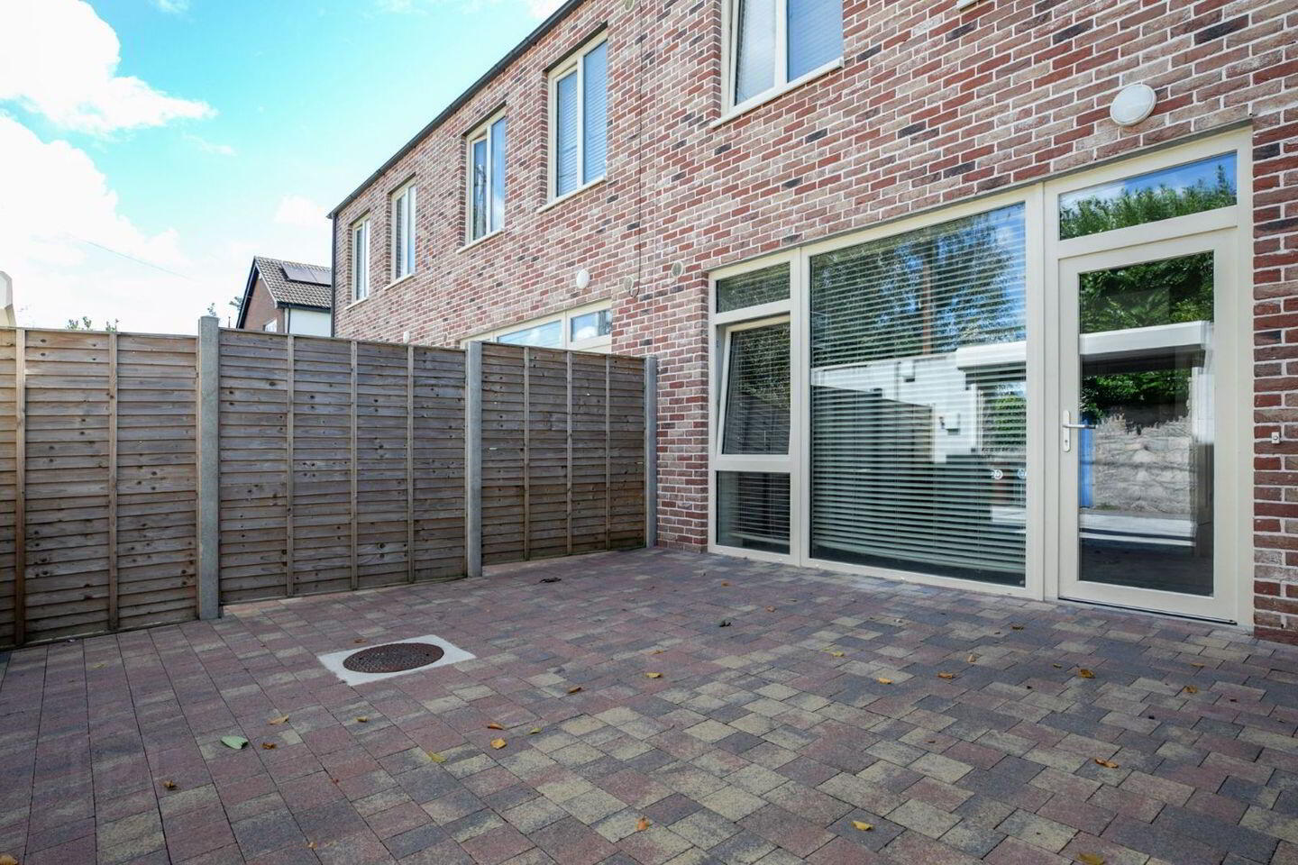 2 Kenilworth Lane East 1 of 19