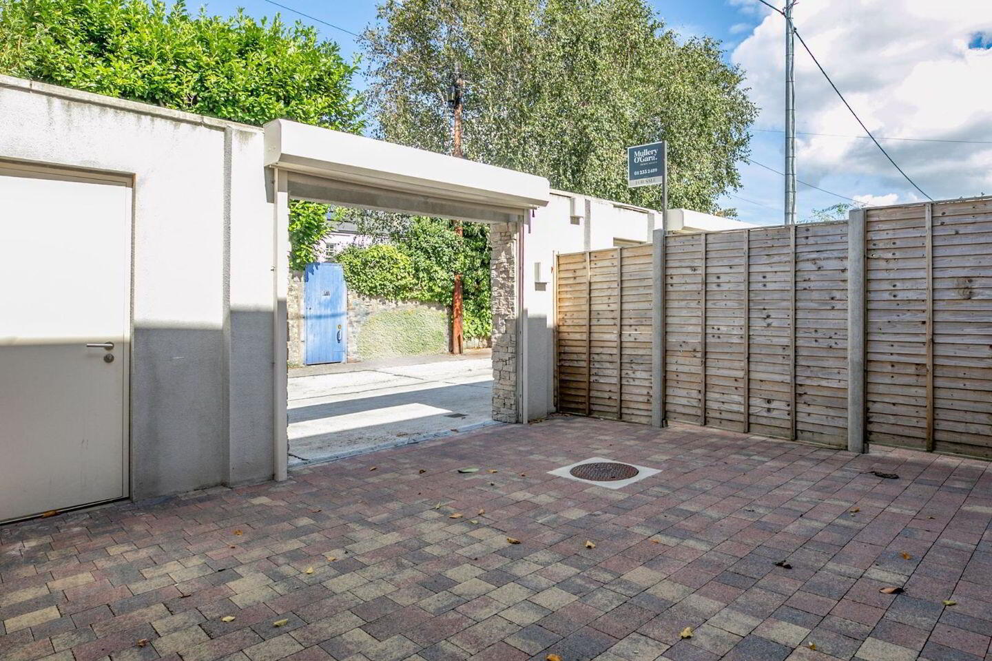 2 Kenilworth Lane East 2 of 19