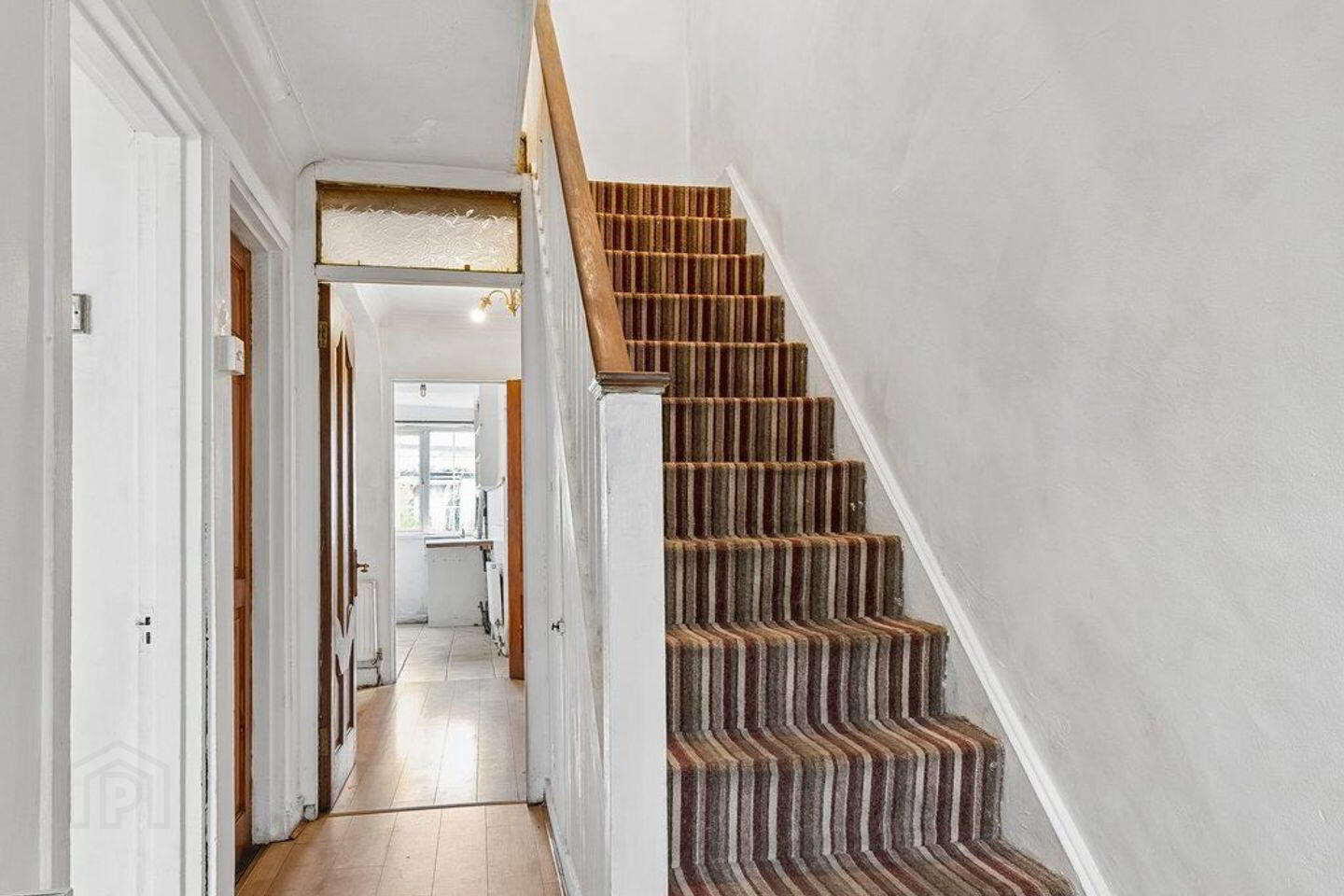 66 Mangerton Road 3 of 22