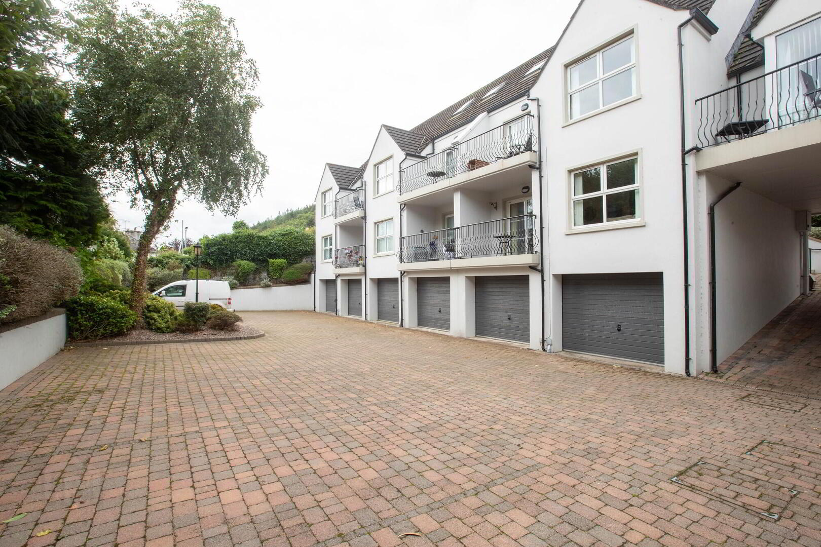 1 Apiary Court 2 of 25