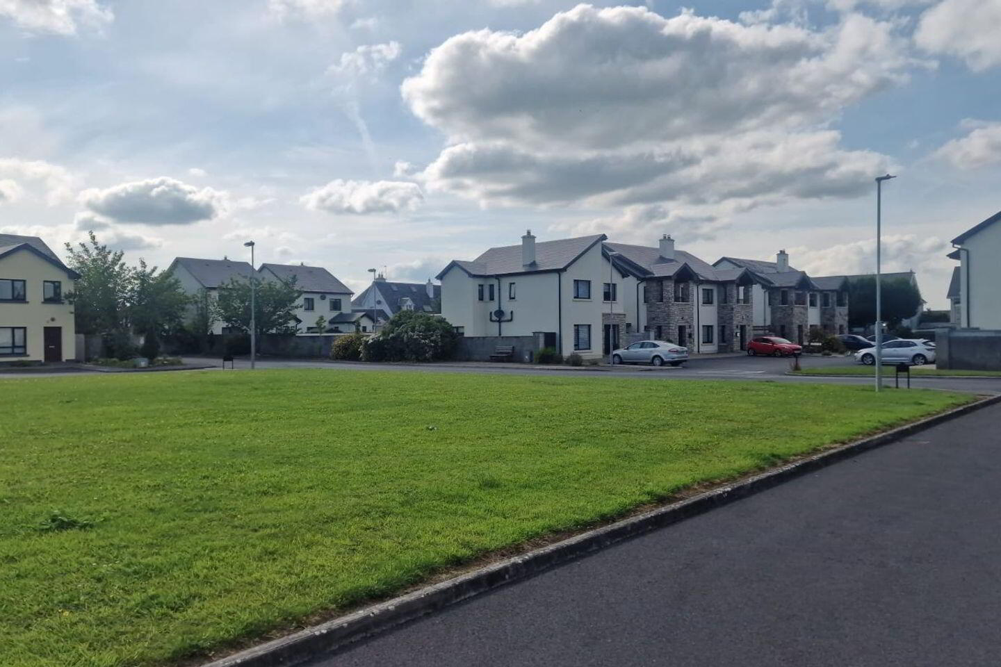63 Páirc Na Rí 21 of 22