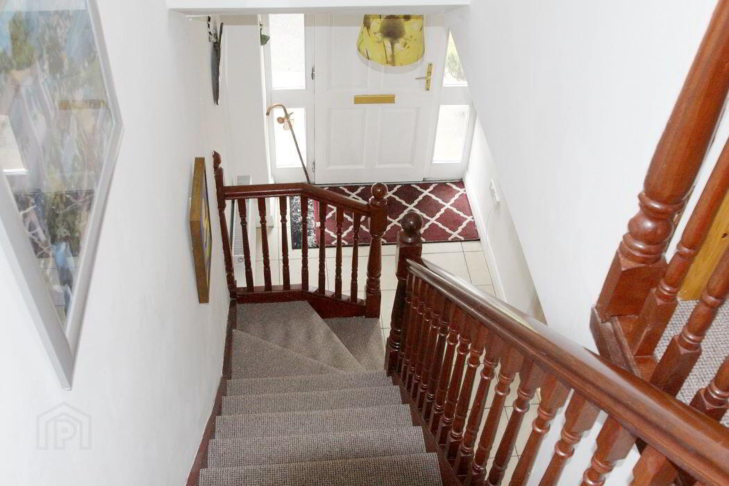 17 Chancery Park Road 17 of 18