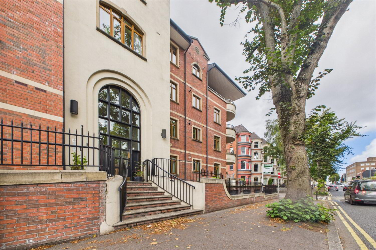 7 Apt. Chancellors Court, 55-57 Malone Road 2 of 21