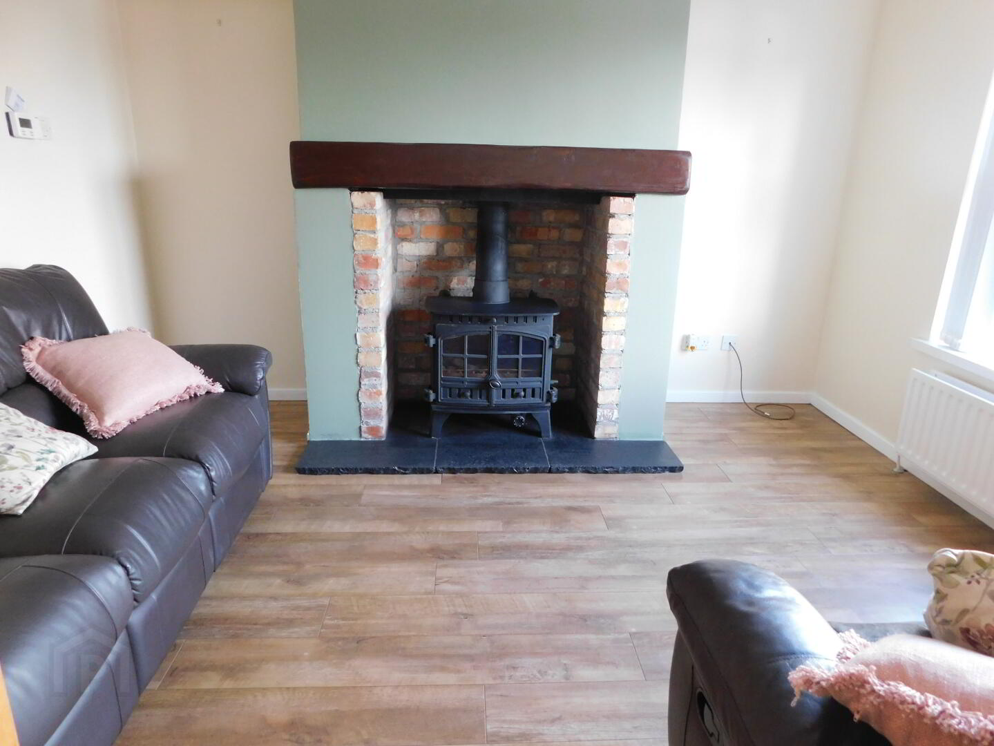 40 Springwell Drive 3 of 9