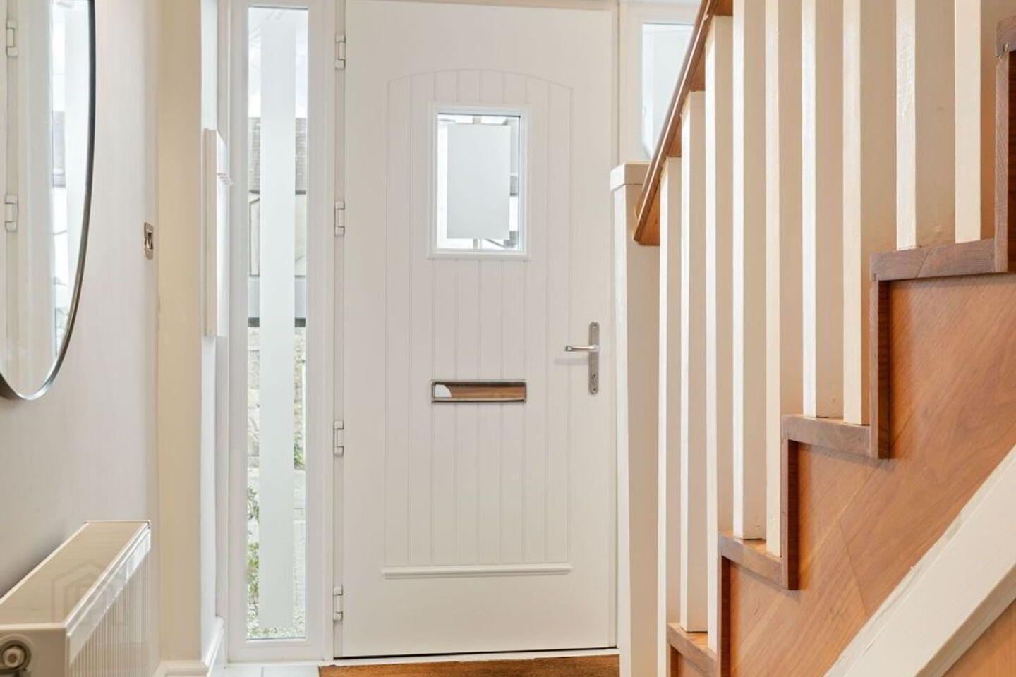 8a Kenilworth Lane East 2 of 22