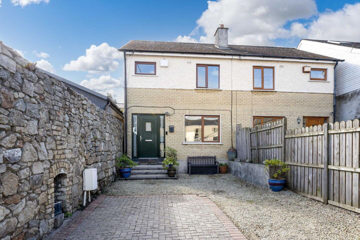 8a Kenilworth Lane East 1 of 22