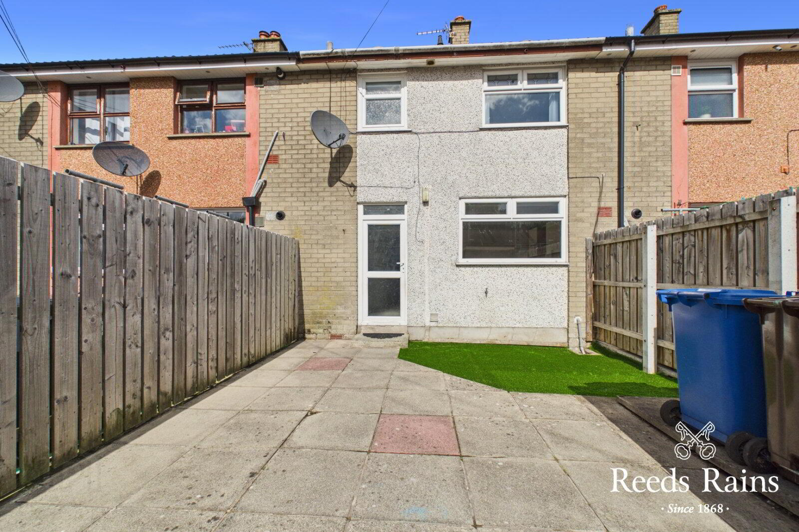 235 Abbey Park 11 of 11