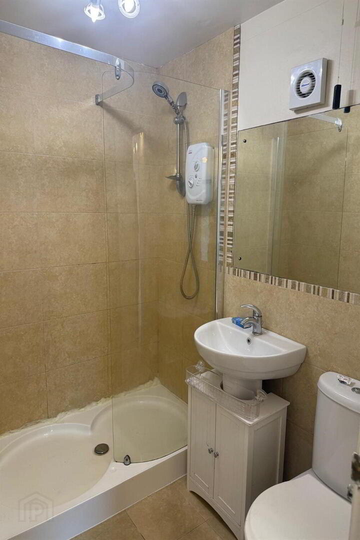 12 Balmoral Court 9 of 9