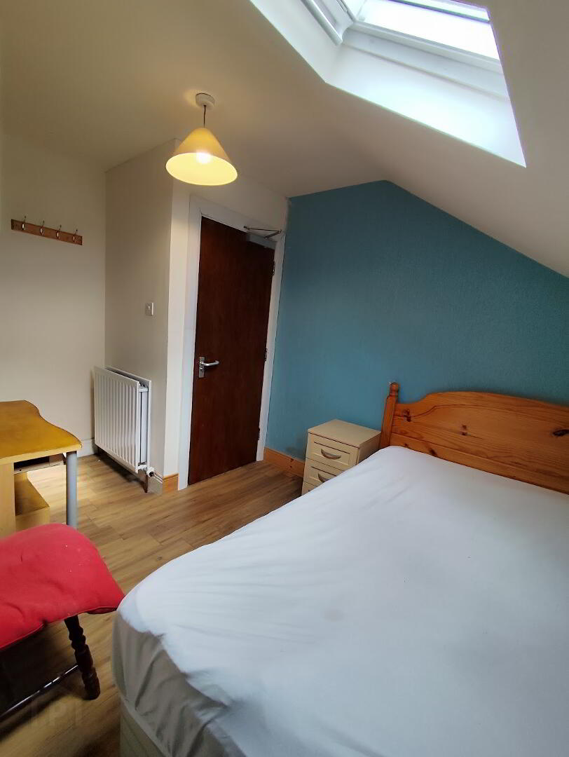 Room A, Double Bedroom - All Bills Included, 5 Magdala Street 1 of 2