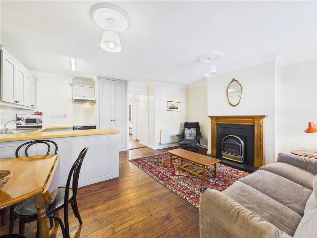 31A Adelphi Quay 2 of 9