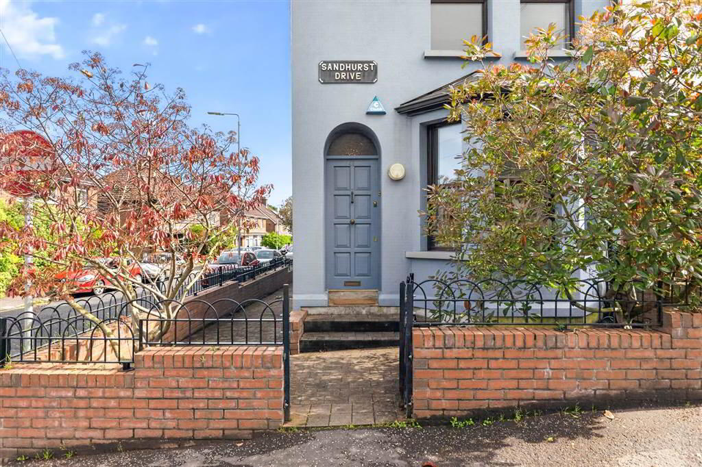 41 Sandhurst Drive 2 of 23