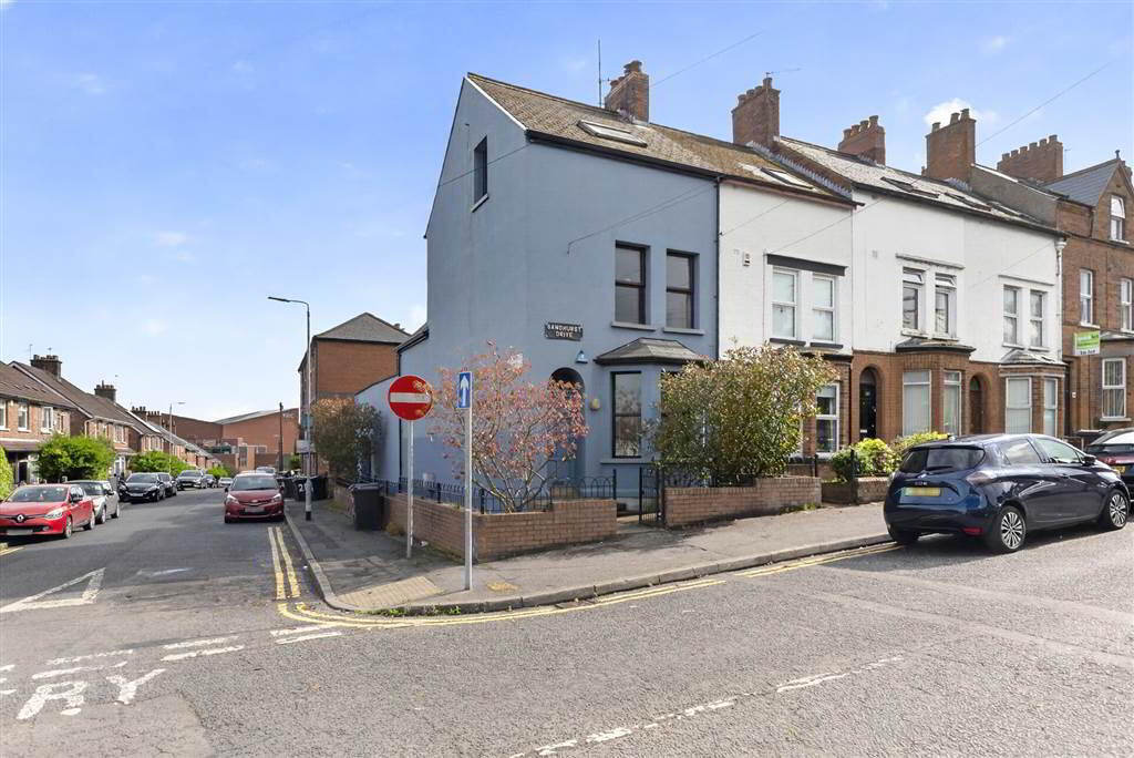 41 Sandhurst Drive 1 of 23