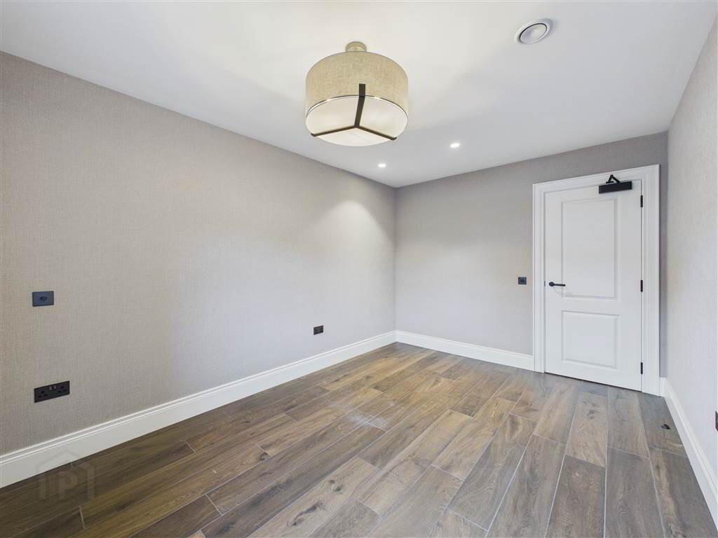 7 Fairmont Apartments, 142 Malone Avenue 10 of 11