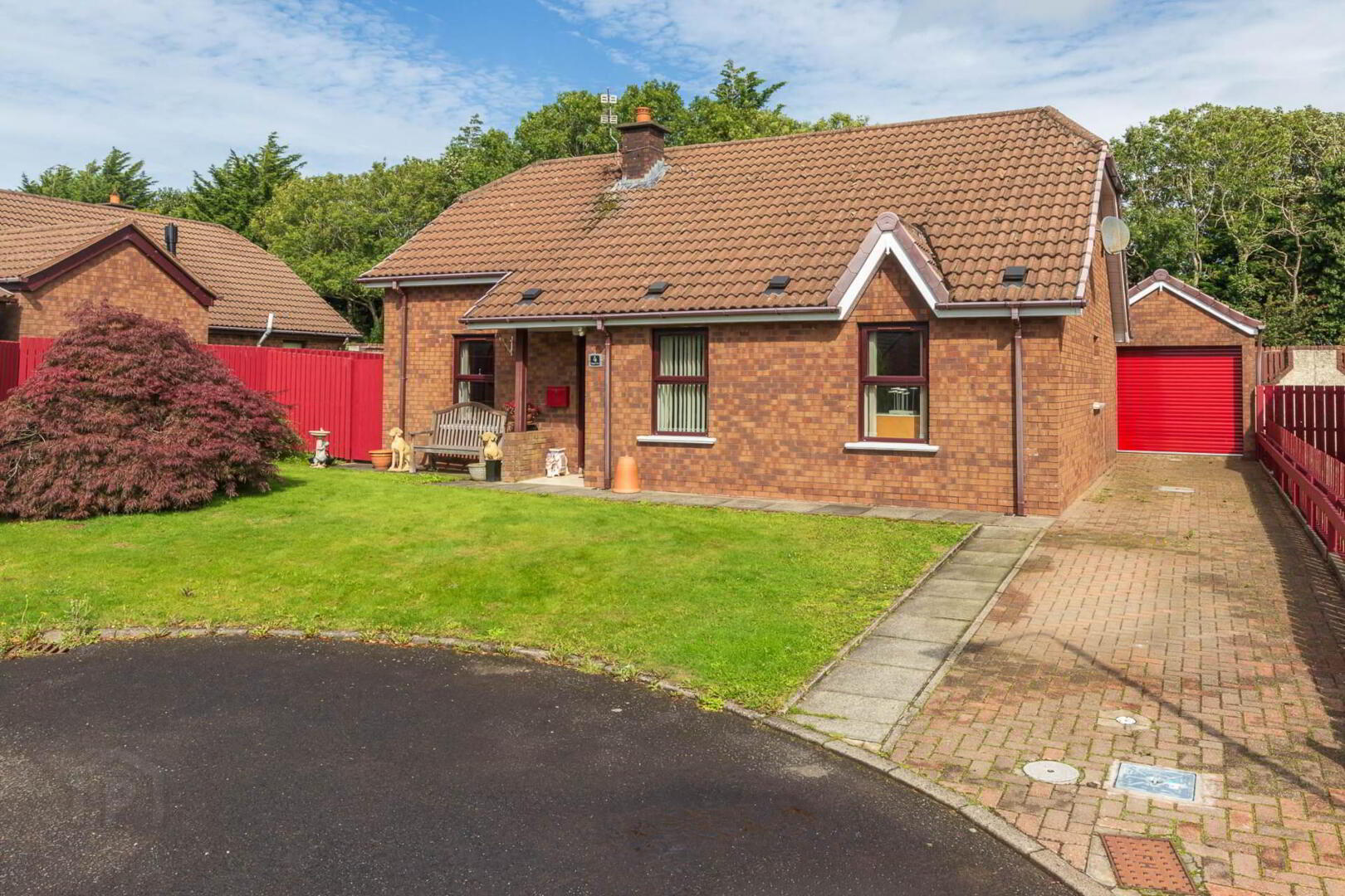 4 Highgate Close 1 of 26