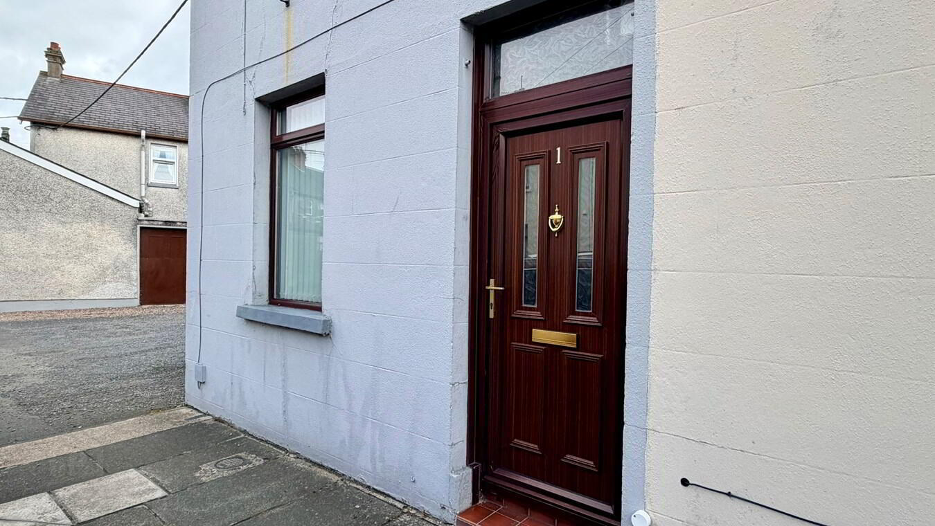 1 North Street 2 of 13