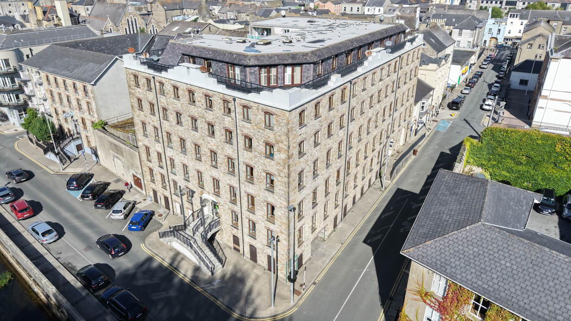 22 Harbour House 1 of 18
