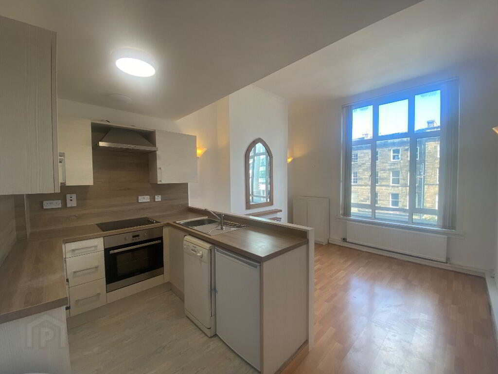 124 Lothian House 2 of 12