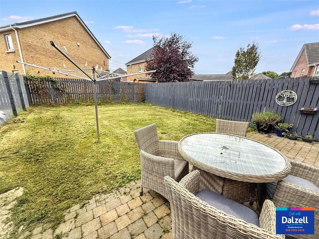 4 Ayrshire Gardens 17 of 18