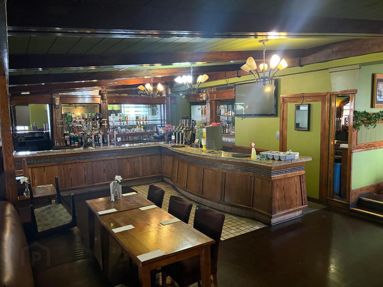 The Glenowen Inn, 108-112 Glen Road 3 of 5