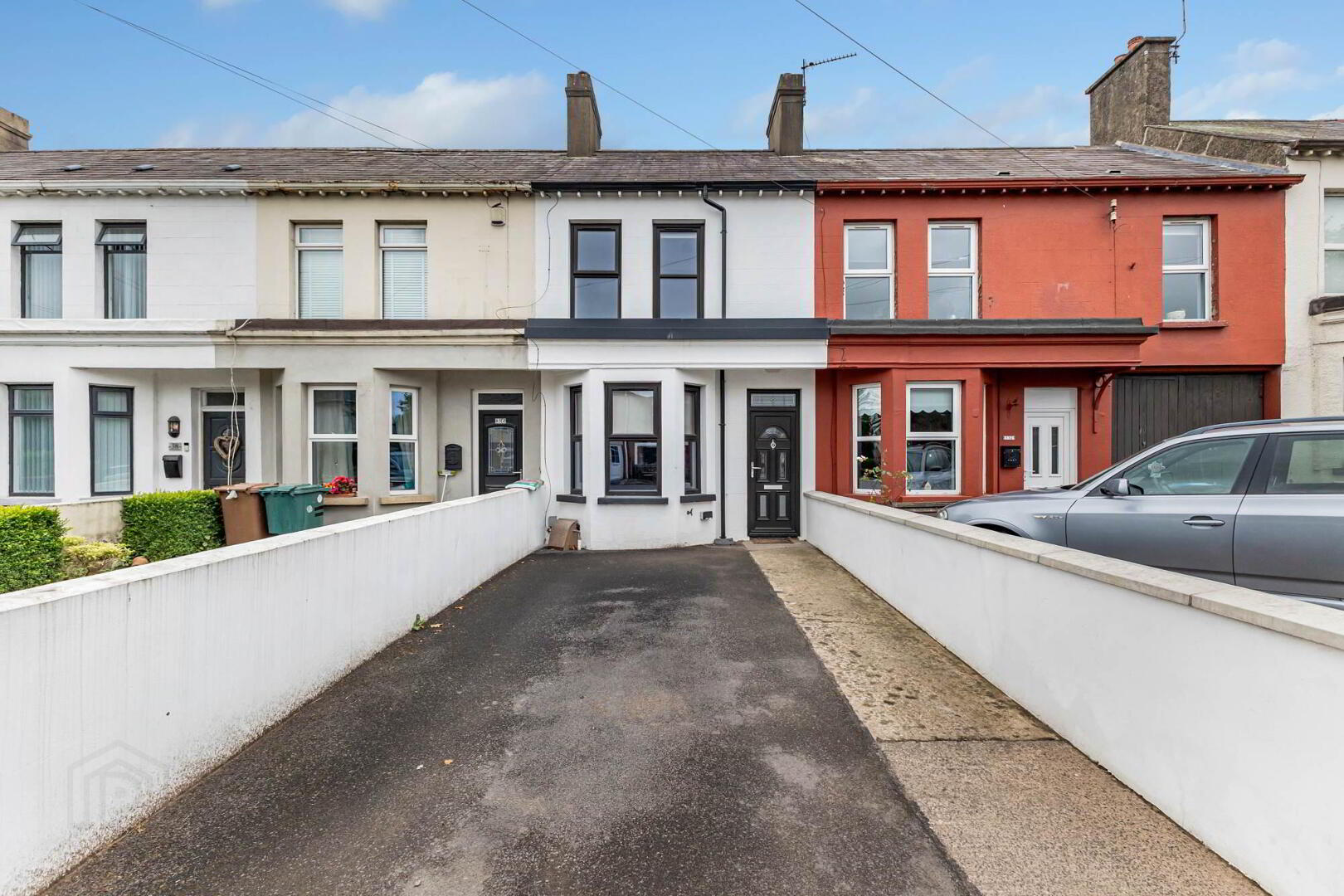 34 Hillsborough Old Road 1 of 30