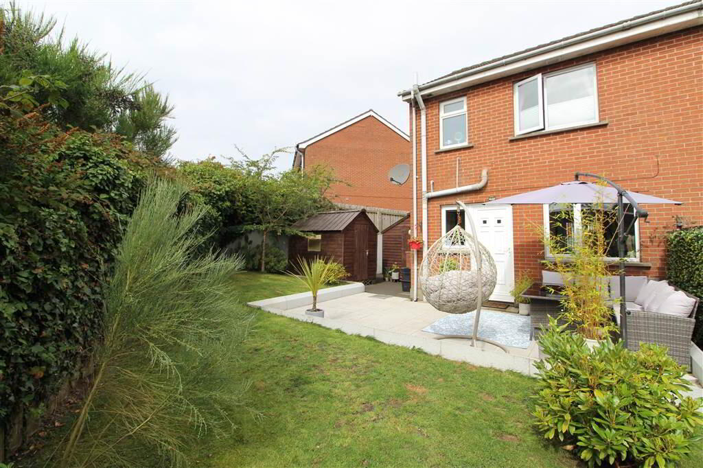 38 Beaufort Crescent 15 of 15