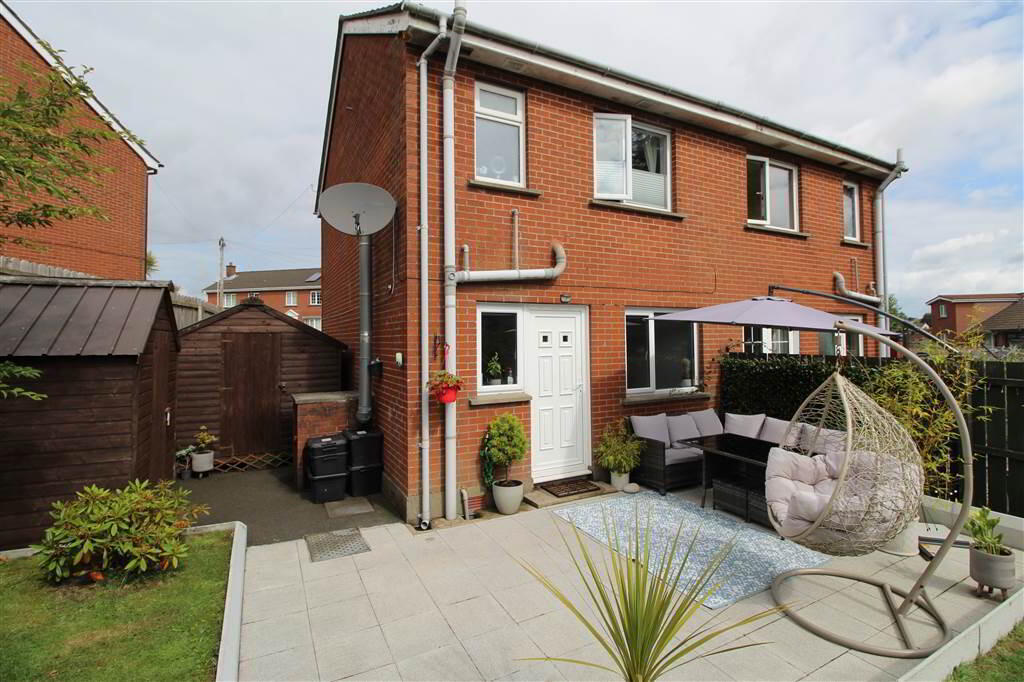 38 Beaufort Crescent 14 of 15