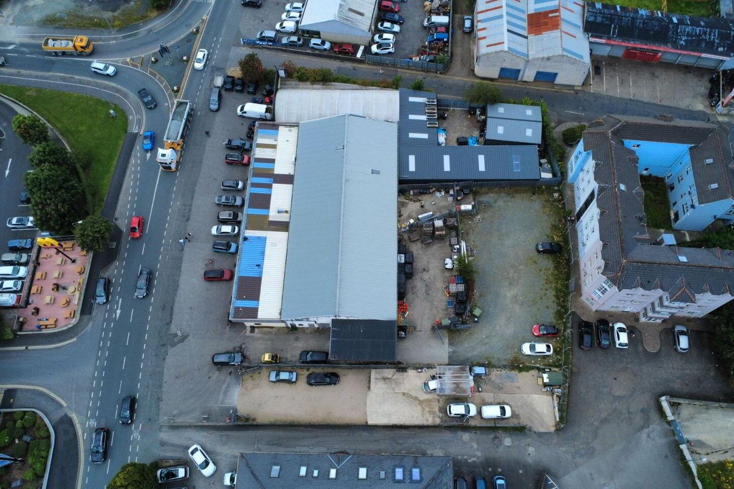 Larkins Retail Park 7 of 7