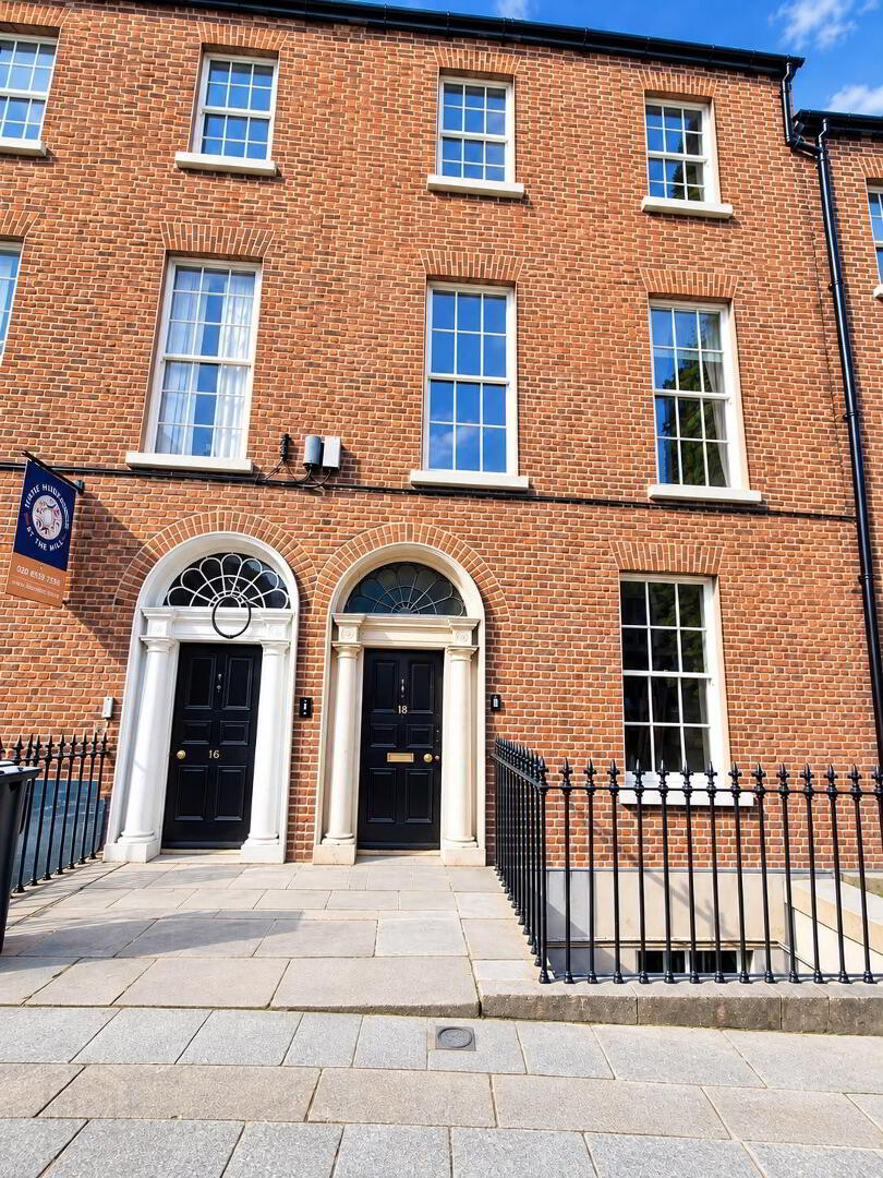 1-7, 18 Rusell Street 1 of 8
