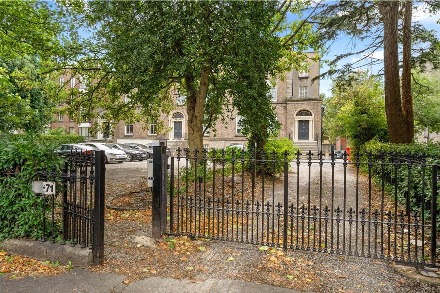 69-71 Pembroke Road 3 of 32