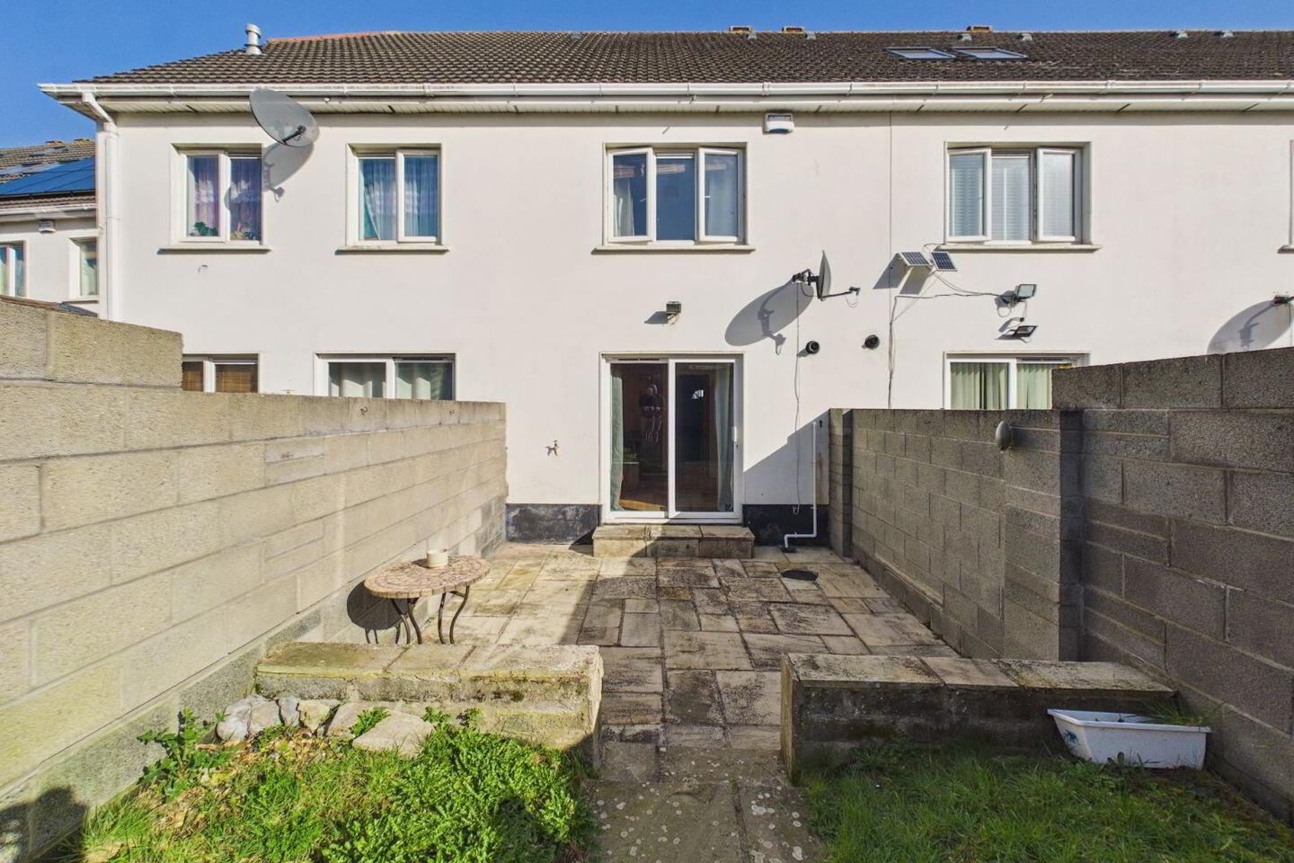 8 Holywell Gardens 19 of 19