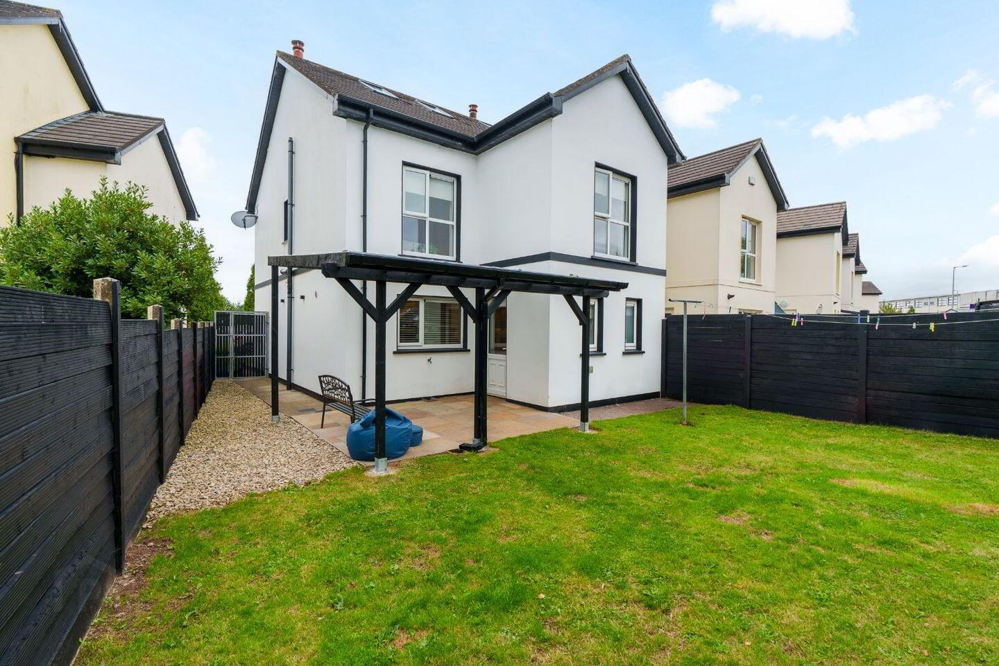 5 Highfield Crescent 3 of 50
